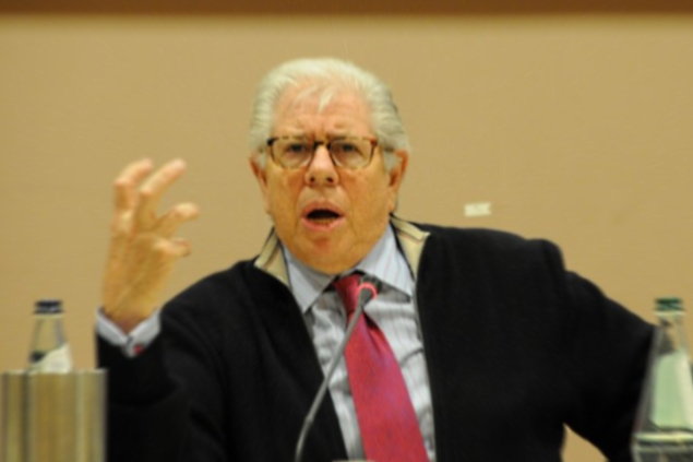 carl_bernstein_image.1208770530.jpg