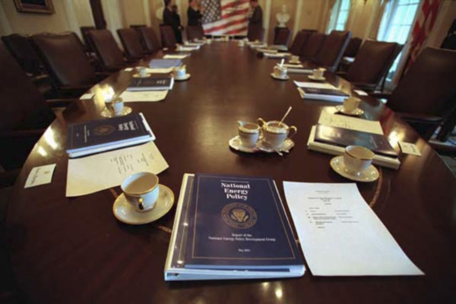 cabinet_room_image.1232982441.jpg